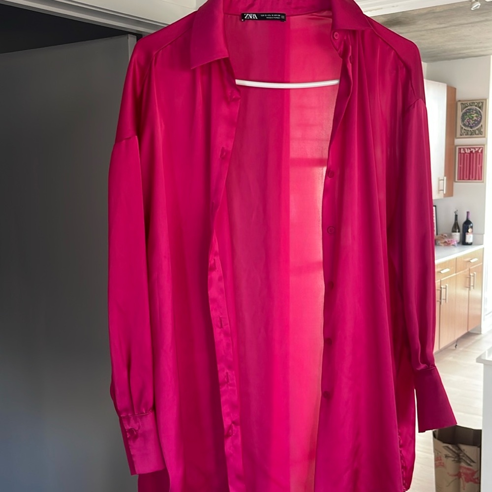 Zara / small. Oversized button up